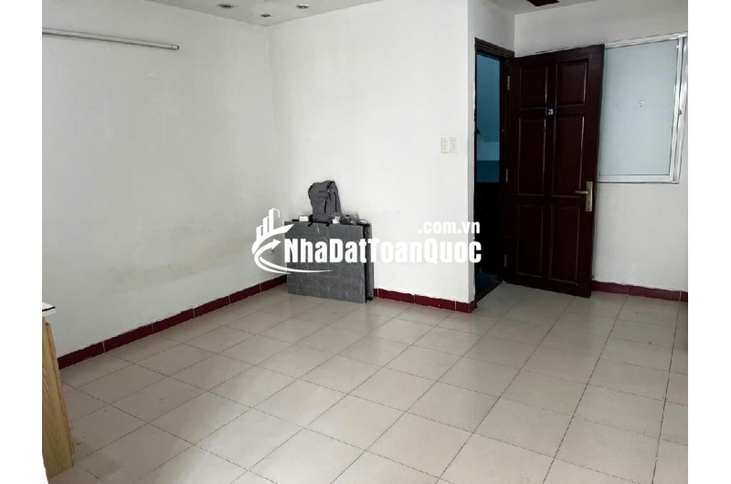 Nhà Âu Cơ 4x16 KC 5T, ngay trường Đại Học, thu nhập 32tr/tháng