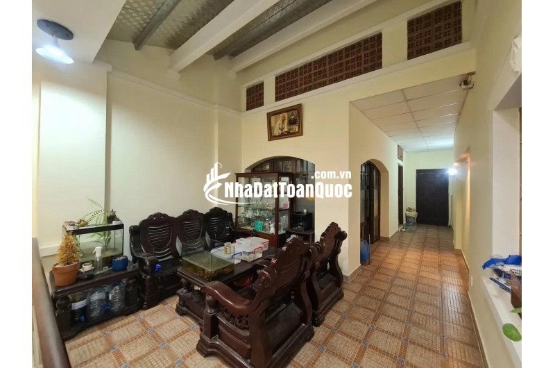 Anh tôi gửi bán gấp nhà Hẻm Xe Hơi Thành Thái, Quận 10 – 12 Tỷ – Nhà 5 Tầng Thang Máy