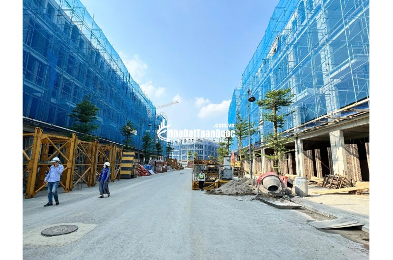 NOBLE PALACE MẶT ĐƯỜNG HOÀNG QUỐC VIỆT KÉO DÀI GIÁ CHỈ 11.5 TỶ