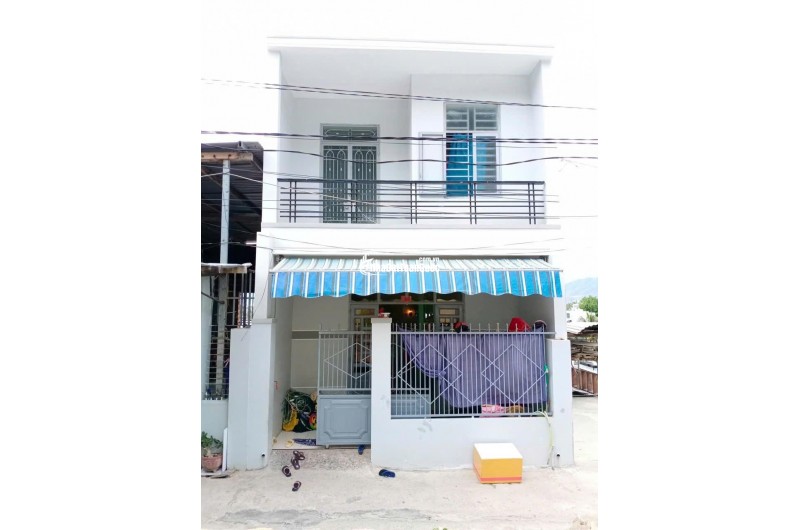 Bán Nhà 2 Tầng Cách Đường Ngô Đến 300m, Cách Đường 2/4 1km, Diện tích 50 m2 Giấy tờ tay có phường xác nhận nhà ở