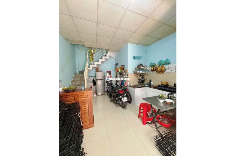 BÁN NHÀ KHU GÒ XOÀI GIÁP TÂN PHÚ, DT 4X8 NỞ HẬU 4.1, GIÁ CHỈ 3.57 TỶ. LH:0908693110.