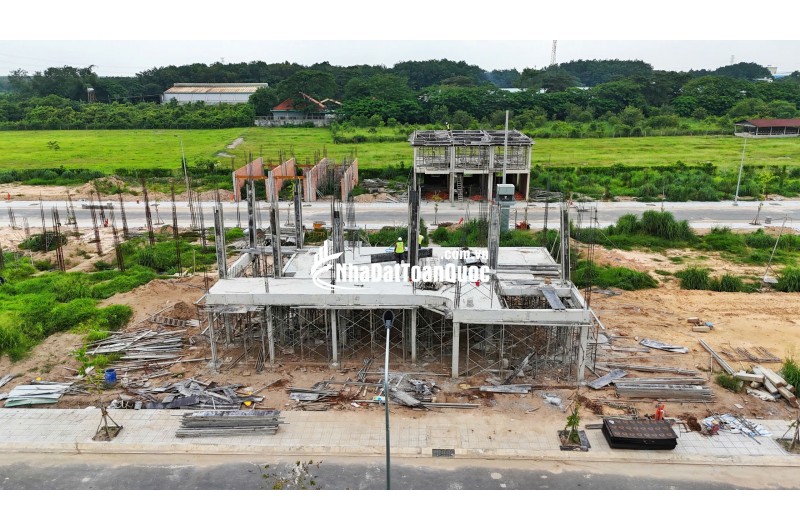 NHÀ PHỐ COMPOUND – LỢI THẾ VÀNG CẠNH KHU ĐÔ THỊ SUN GROUP