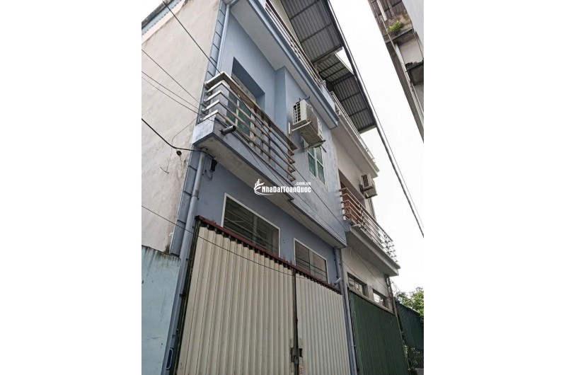 Chủ cần bán căn nhà 31 m2, Kiêu Kỵ - Gia Lâm, giá chỉ 3.8 tỷ
