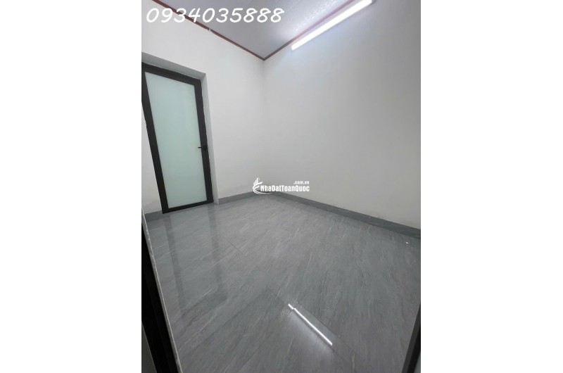 BÁN NHÀ TẬP THỂ TẦNG 1 – PHỐ NGUYỄN VĂN CỪ – LONG BIÊN
