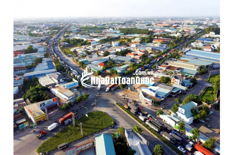 BÁN ĐẤT GIÁ RẺ  NGAY NGÃ TƯ ĐƯỜNG MỸ PHƯỚC TÂN VẠN 1088M2 GIÁ 25 TỶ.