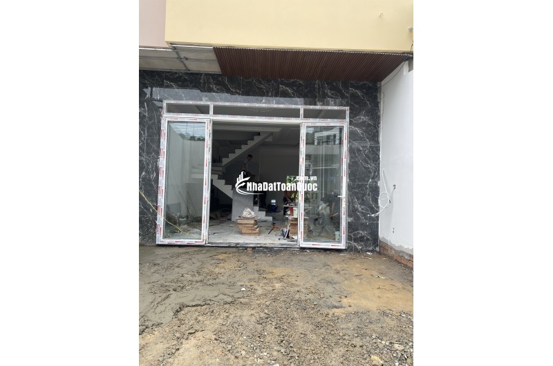 NHÀ MẶT TIỀN KINH DOANH, 3 TẦNG, T/TÂM DĨ AN, VÔ LÝ THƯỜNG KIỆT, NGANG ĐẸP 5,5M, NHỈNH 6 TỶ!