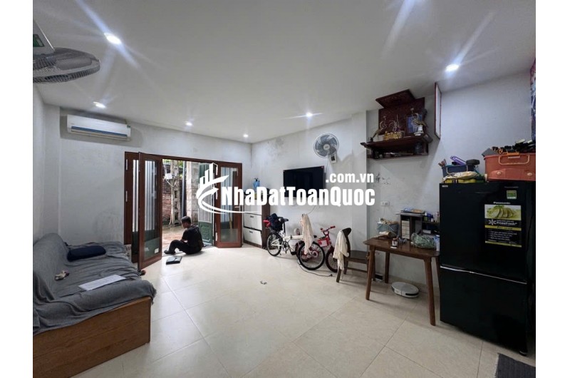 CỰC HIẾM - BÁN NHÀ C4 -  PHỐ BẮC CẦU - BỒ ĐỀ- 35M2 - ĐƯỜNG OTO