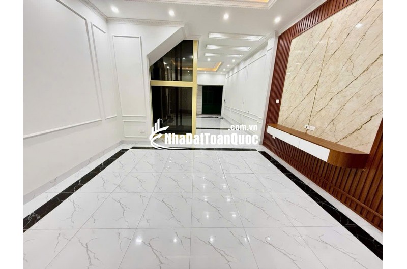 20 tỷ, khu Phân lô Lê Trọng Tấn 65m, 5 tầng, thang máy, mặt tiền 5m, kinh doanh