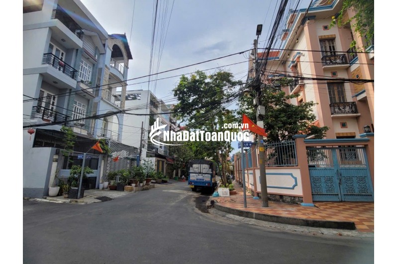 Biệt thự góc siêu vip khu bộ công an quận 7 , 39 tỷ !!!!!!!!!