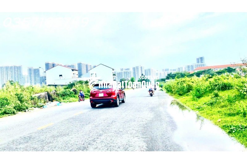 BÁN ĐẤT QUẬN 9 - NGAY CỔNG BÊN PHƯỚC THIỆN VIEW VINHOMES Q9 - LÔ GÓC 2 MẶT TIỀN -
