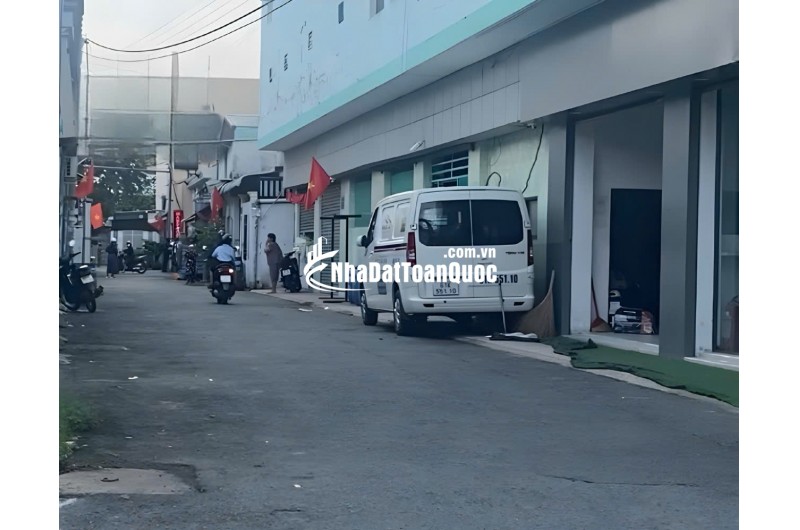BĐS rộng đẹp, dòng tiền ~4% (300 triệu/năm) (20 p.Trọ + 2 Kiot) 225m2, 1 xẹt NTPhương, An Bình, 1p vô Thủ Đức
