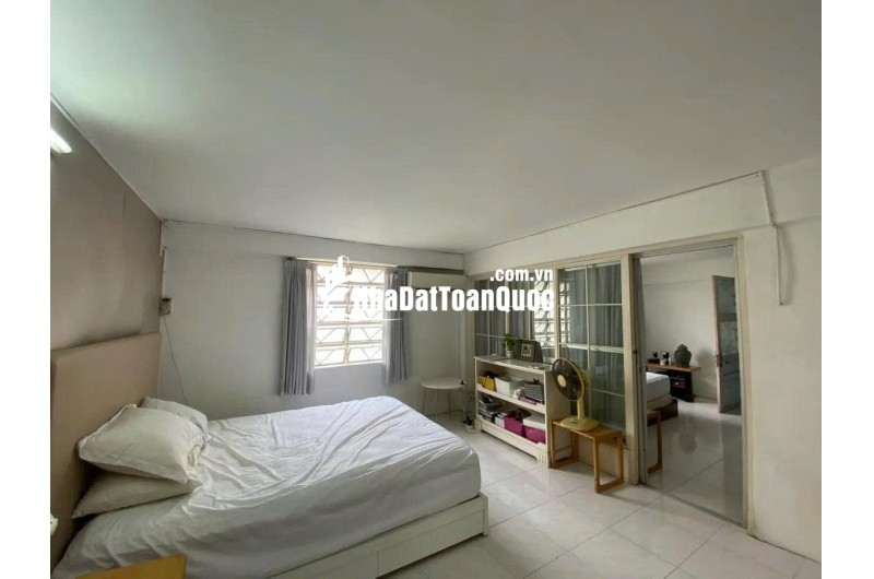Đầu Tư/Cho Thuê: Nhà Hẻm Xe Hơi gần Hai Bà Trưng, Q1 - DT: 105m²,4 Tầng, 9PN - Giá Rẻ Nhất Khu Vực