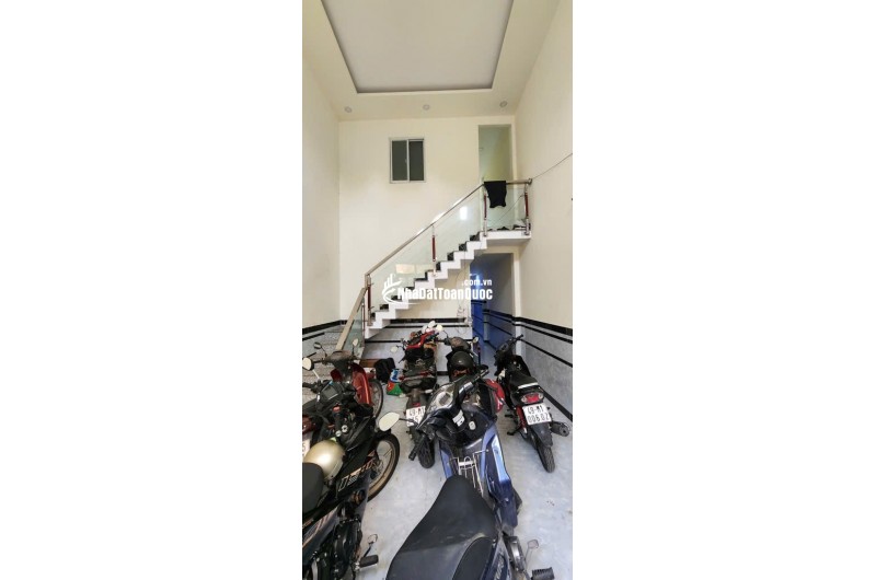 NHÀ ĐƯỜNG LÂM THỊ HỐ QUẬN 12- GẤN HIỆP THÀNH CITY - 4X15M - 4X3 TỶ TL