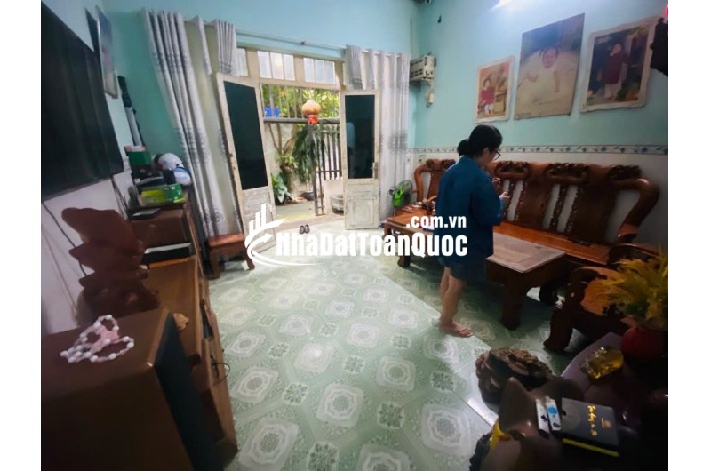 NHÀ CẤP 4 – LÀNG ĐHQG, GẦN BXMĐ MỚI chỉ nhỉnh 2 Tỷ