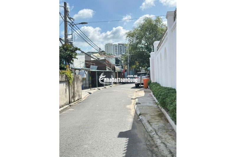 NHÀ XE HƠI NGỦ TRONG NHÀ – NGUYỄN THỊ BÚP, Q12 - 4x19M - 6,15 TỶ TL