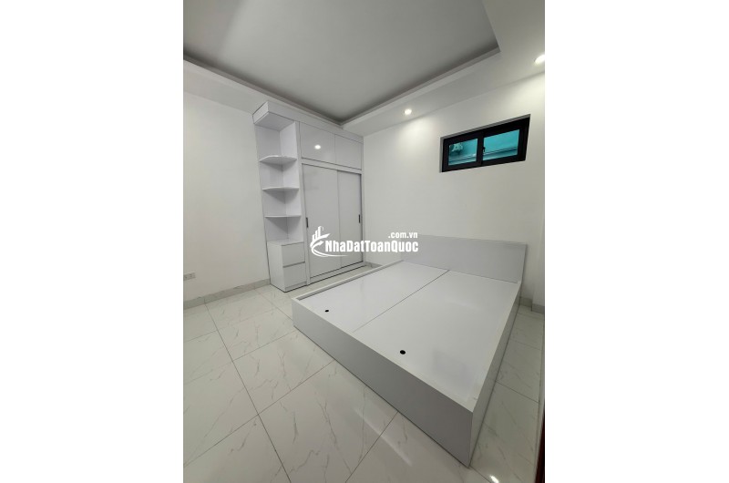 SIÊU PHẨM, LAI XÁ 5 TẦNG  45m² NGÕ OTO NHỈNH 7 TỶ