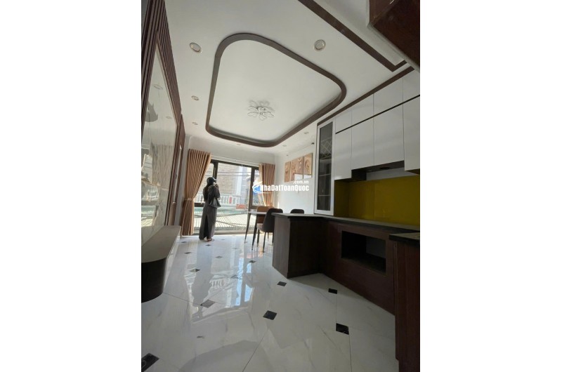 SIÊU PHẨM 6 TẦNG LÔ GÓC PHÚ DIỄN, 40M2 KINH DOANH SẦM UẤT, GIÁ CHỈ 9.55 TỶ