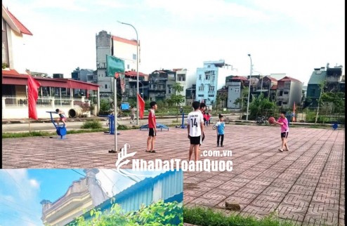 ngôi nhà này là tâm huyết của tôi nay tôi cần bán nhà 2 tầng vị trí khu vực dự án tái định cư