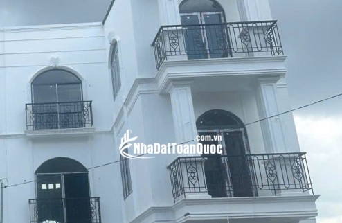 Bán căn biệt thự nhà thô mặt tiền đường Phường Bình Chiểu Thủ Đức