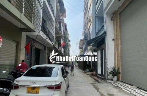 Nhà Kim Giang 32m, 3 tầng, mặt tiền 4m, ngõ thông ô tô tránh, cạnh KĐT mới Đại Kim