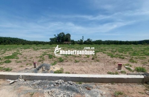 Bán đất phía sau chợ Thái Bình, 300m2 sẵn thổ cư, sổ sẵn, sang tên chỉ từ 285tr