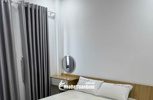 Bán nhà đường Thạnh Xuân 47, Quận 12, HXH, DT 53m², 4 PN, 4WC