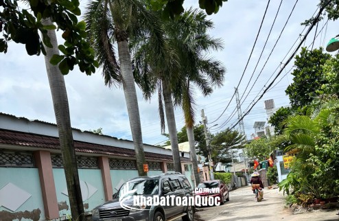 NHÀ ĐƯỜNG LÂM THỊ HỐ QUẬN 12- GẤN HIỆP THÀNH CITY - 4X15M - 4X3 TỶ TL