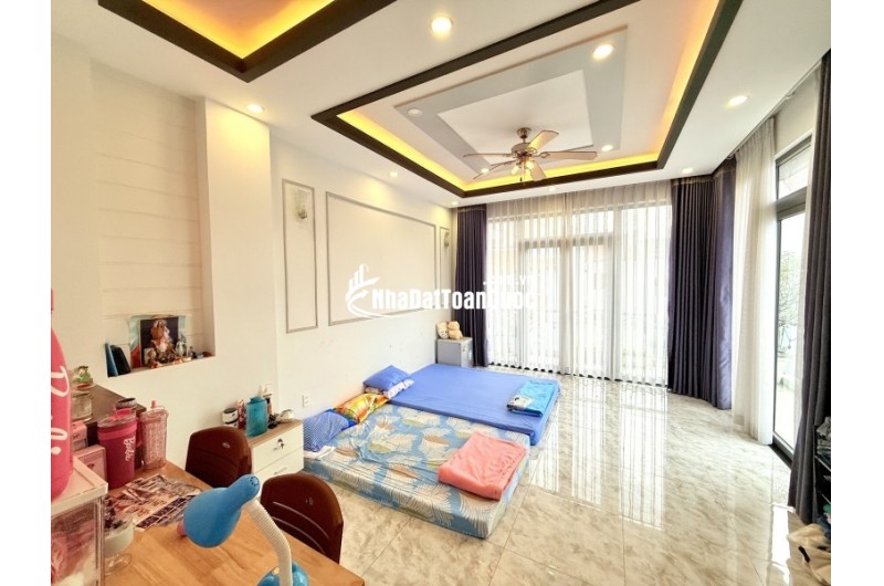 SIÊU PHẨM - TÔ NGỌC VÂN - LINH ĐÔNG THỦ ĐỨC - NHÀ 4 TẦNG - HC - 80m² - NHỈNH 9 TỶ