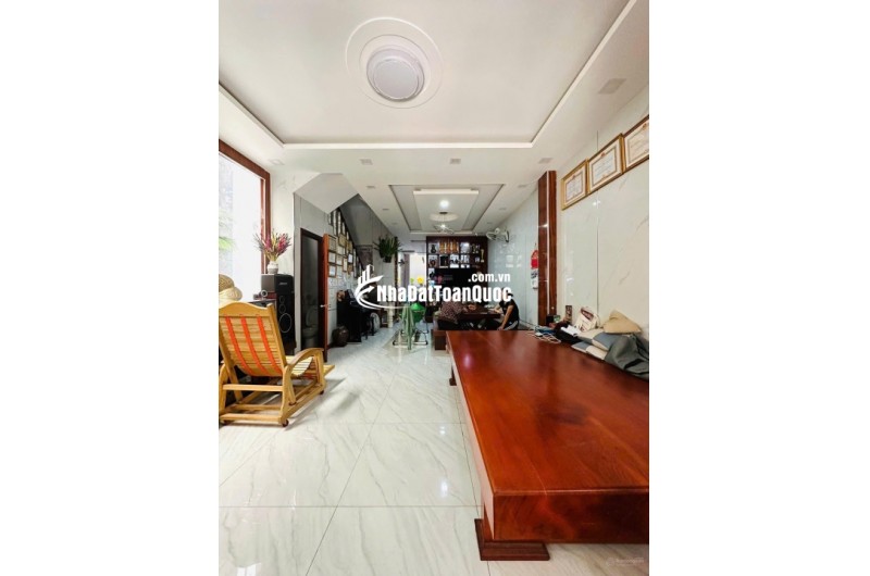 Nhà hẻm xe hơi thông Thống Nhất P11 Gò Vấp 5,75mx16,5m 2 lầu, Gía chỉ 7 tỷ, dọn vào ở ngay,