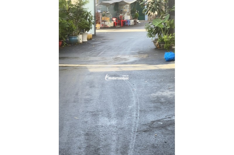 Chính chủ bán nhà cấp 4 hẻm xe hơi 5m Bà Hom P13 Q6