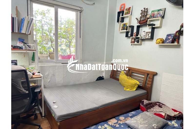 CĂN GÓC - TOÀ A6D KĐT NAM TRUNG YÊN, CẦU GIẤY: 4.25 TỶ - 50M2 - 2 NGỦ - 1VS - SỔ ĐỔ