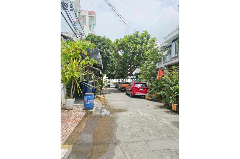 Bán nhà hướng Đông DT 80m2, Hẻm 741 Hương Lộ 2, Bình Tân