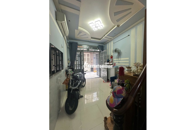 Cần bán nhà 1 trệt 2 lầu đường số 44 Trương Đình Hội P16 Q8