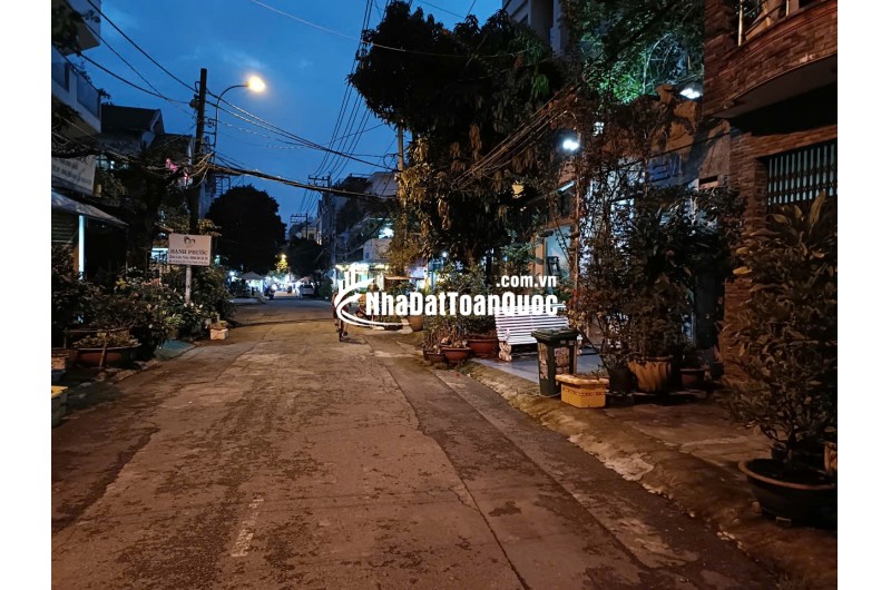 Bán nhà khu VIP đường D16 Tây Thạnh 1 trệt 1 lầu giá chỉ 9.5 tỷ