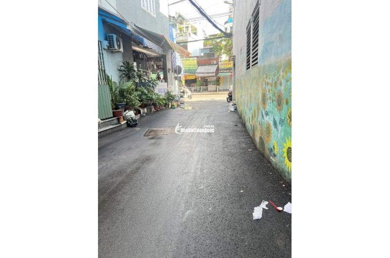 Chính chủ bán nhà cấp 4 hẻm xe hơi 5m Bà Hom P13 Q6
