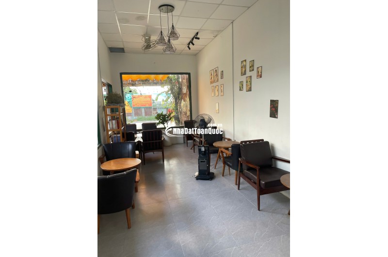 Chính chủ cần sang quán cafe sân vườn CÁ COFFEE DT 300m2