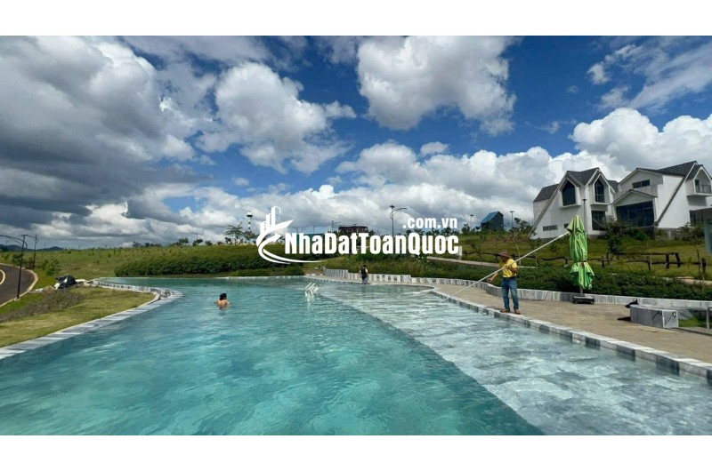 BÁN 2 LÔ MẶT TIỀN LIỀN KỀ ĐẸP ĐẤT NỀN KHU NGHỈ DƯỠNG P2 BẢO LỘC, CÁCH NGÃ 5 ĐAMBRI 6 PHÚT ĐI XE