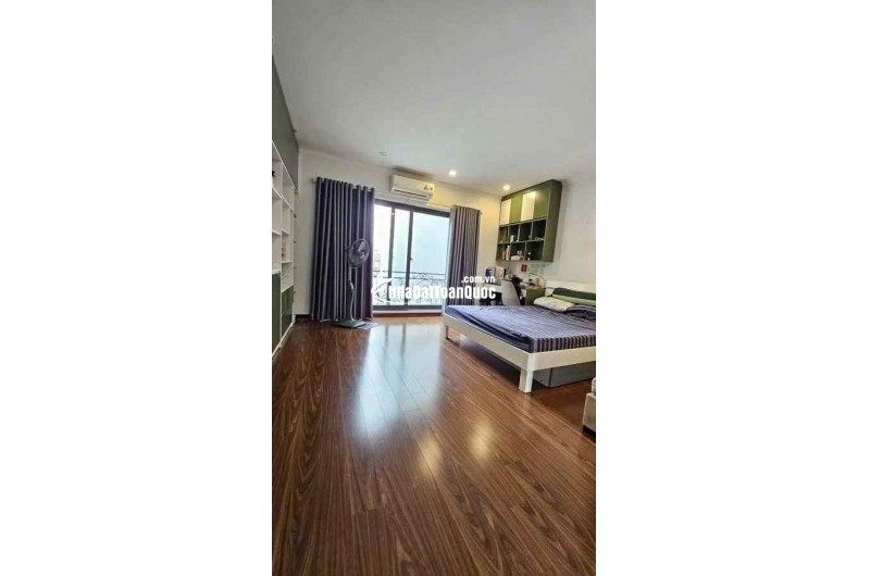 BÁN NHÀ NGUYỄN VĂN CỪ 52 m2 x5TẦNG- XE TẢI 3 TẤN VÀO TẬN CỔNG GIÁ 11,8 TỶ