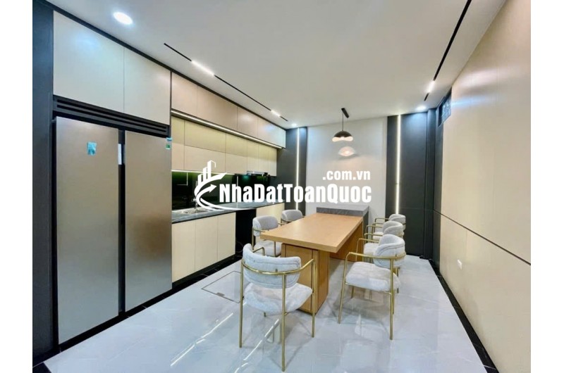 BÁN SIÊU PHẨM BA MẶT THOÁNG NGÕ ĐÌNH THÔN-KINH DOANH-THANG MÁY-NHỈNH 16 TỶ