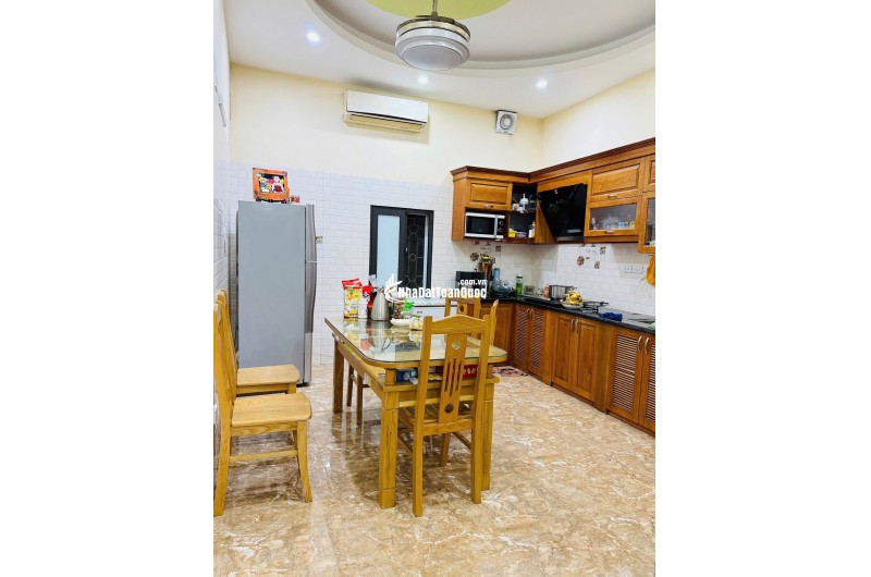 Cực hiếm Kim Giang - 20m ô tô - DT 66m2, giá đầu tư chỉ 10.8 tỷ.