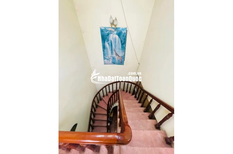 Nhà HXH Đường Nguyễn Hồng Đào Phường 14 Quận Tân Bình Cũ.