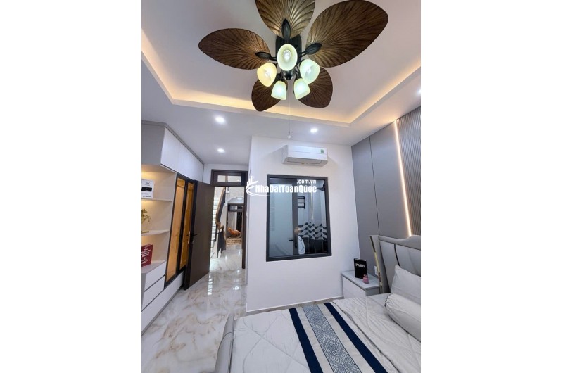 Bán nhà đường Phan Huy Ích hẻm xe hơi 5 lầu - nhỉnh 12 tỷ