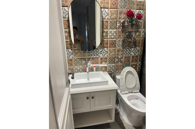 Bán Nhà 4 tầng có thang máy siêu đẹp ngay Nguyễn Xiển TP Thủ Đức
