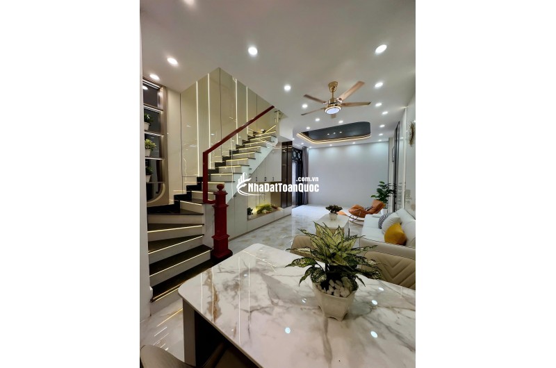 HẺM QUANG TRUNG – NHÀ MỚI 3 TẦNG GIÁ CHỈ 6.8 TỶ. LH:0779351867 – 0764071867.