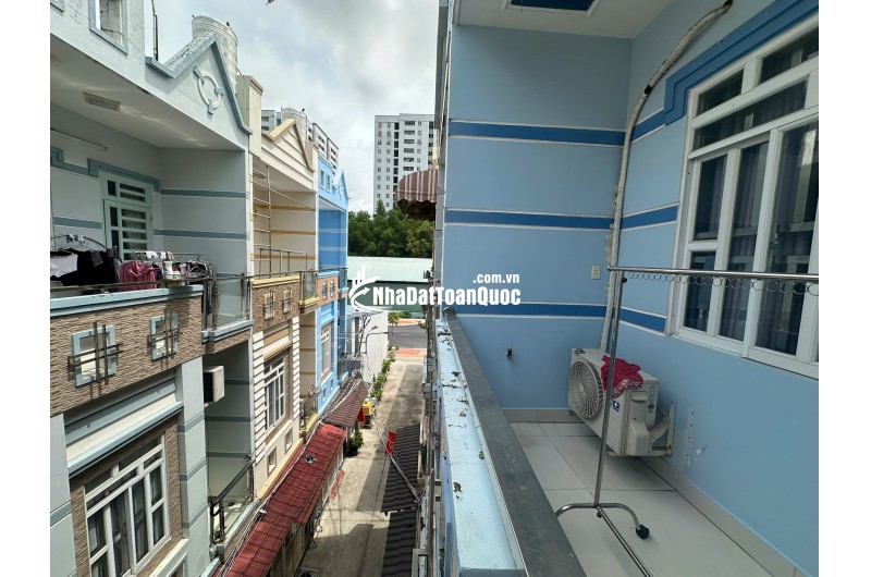 Cần bán nhà 1 trệt 2 lầu đường số 44 Trương Đình Hội P16 Q8