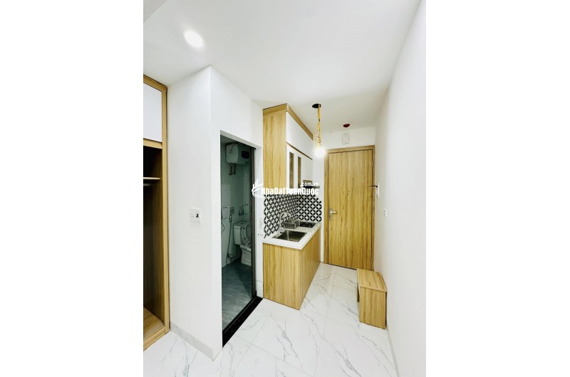 Bán tòa nhà dòng tiền 720tr/năm, gồm 15p cho thuê mỗi tháng thu nhập 60tr. ( lãi suất ~ 5.3% / năm)