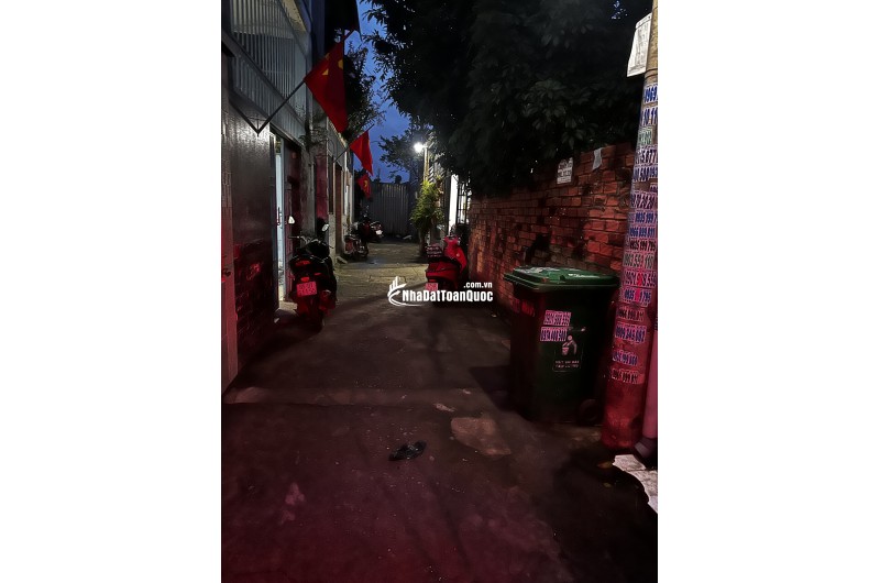 NHÀ HẺM BA GÁC – HIỆP BÌNH CHÁNH – SÁT CHỢ HIỆP BÌNH -: 62.7M² (4x16) – GIÁ CHỈ 3.999 TỶ