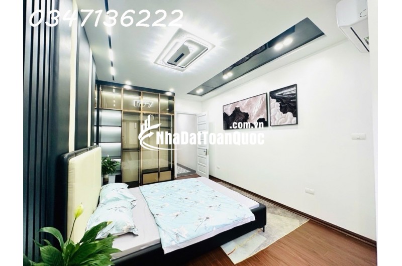 Bán nhà Khu Nghĩa Đô – Phân lô – 5 tầng – giá chỉ 8 tỷ hơn