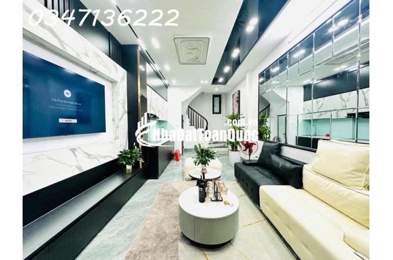 Bán nhà Khu Nghĩa Đô – Phân lô – 5 tầng – giá chỉ 8 tỷ hơn