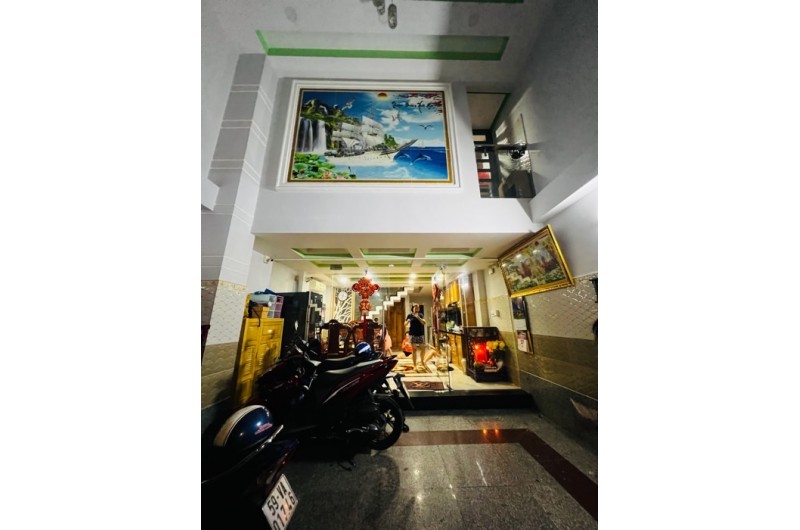 NHÀ 5 TẦNG PHƯỜNG 5 GÒ VẤP MỚI ĐẸP Ở NGAY - CÓ SẴN DOANH THU